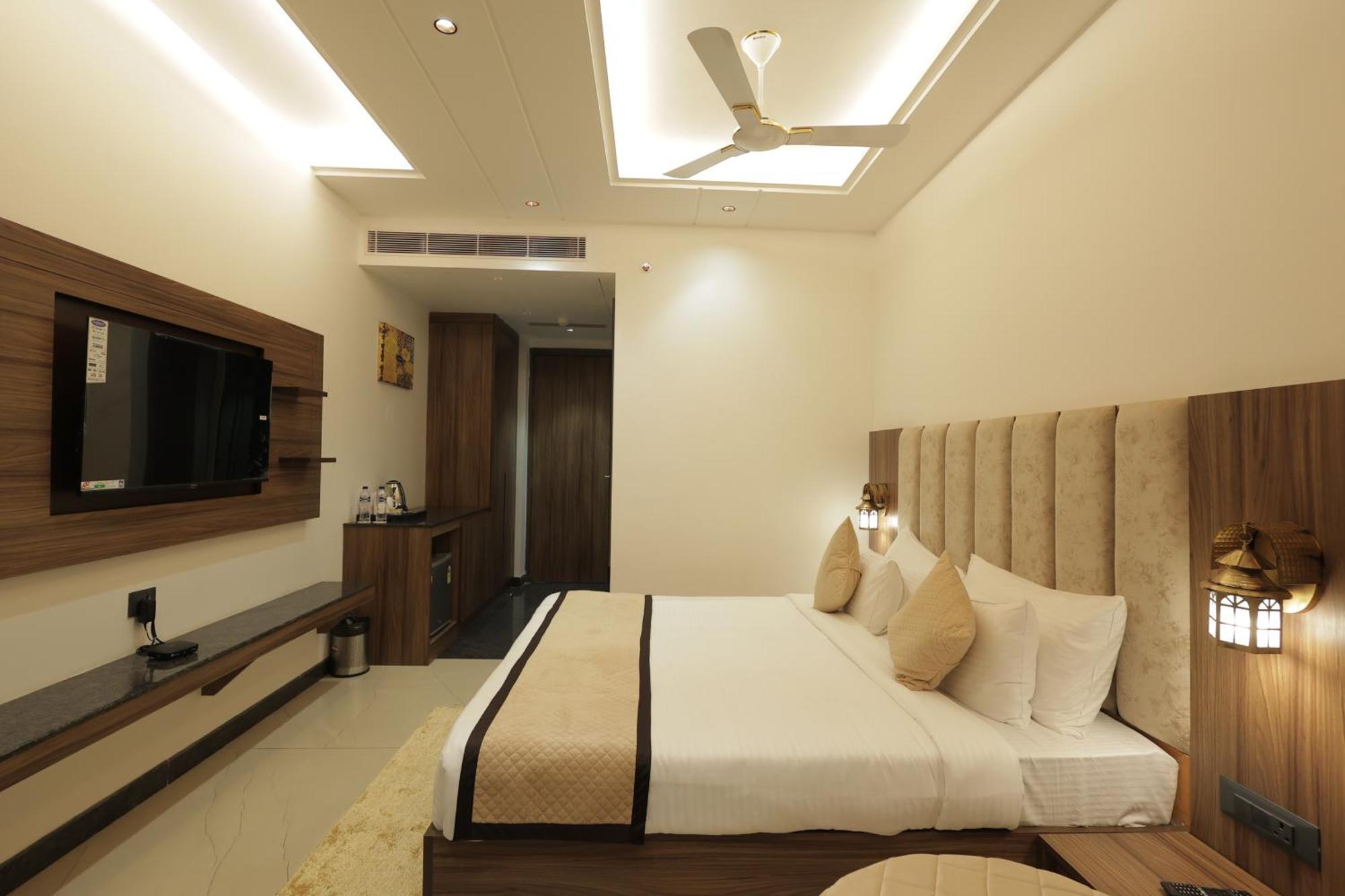 فندق Snj Taj Grand آغْرا المظهر الخارجي الصورة